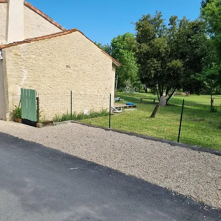 Holiday home Gite 2 Personnes Pamacaldy *