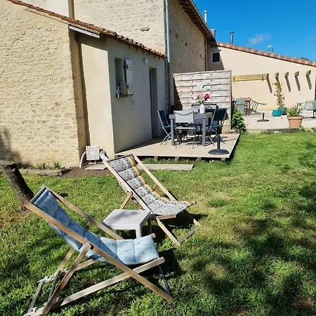 2 Personnes Pamacaldy Holiday home Damvix